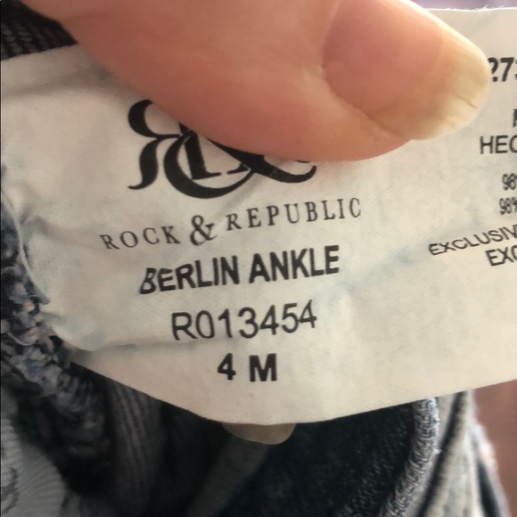 Rock and Republic Berlin Ankle Jeans - Picture 6 of 7